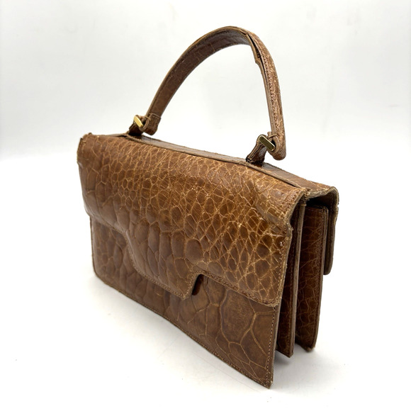 1960s Petit Honey Croc Embossed Patent Leather Top Handle Clutch Made in Italy - Picture 3 of 16